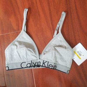 NWT Calvin Klein bralette - convertible bra straps